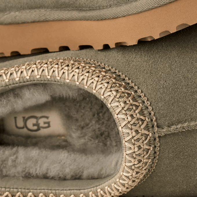 UGG Tasman II